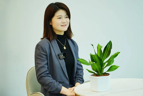 专访方舟天下明星顾问Demi |十年深耕，用专业架起移民梦想的桥梁